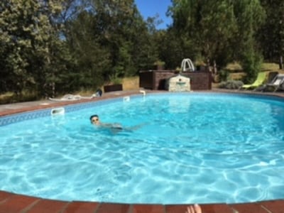 Gîte 8 personnes, 2 piscines, 2 parkings privés "Aux Gîtes du Causse"