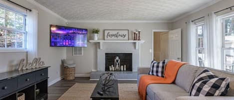 Main living area with Smart TV