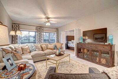 Stunning 2 bd 2 bth Ground Floor Condo Lake Conroe Near Clubhouse!