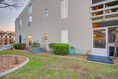 Stunning 2 bd 2 bth Ground Floor Condo Lake Conroe Near Clubhouse!