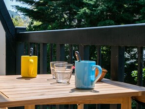 Table, Tableware, Furniture, Drinkware, Light, Water, Cup, Tree, Wood, Coffee Cup