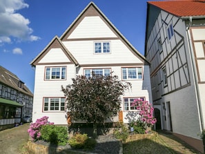 Plante, Ciel, Bâtiment, Fenêtre, Propriété, Nuage, Maison, Lot Terre, Quartier