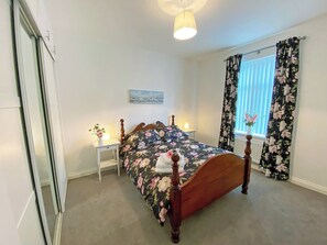 Double bedroom | Katy’s No 6, Amble, near Warkworth
