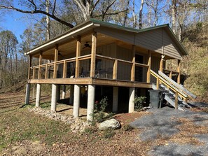 Couples secluded cabin retreat on Craig’s Creek located in north Botetourt Co Va