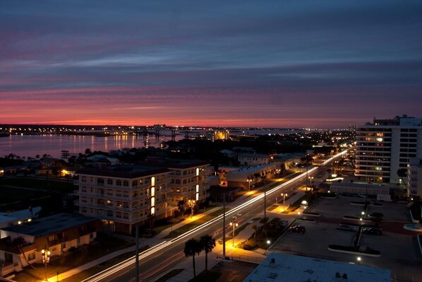 01 Beautiful Sky at Dusk