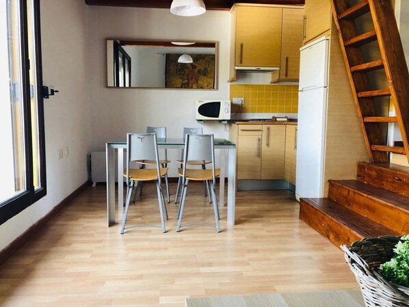 Fussboden, Zimmer, Eigentum, Gebäude, Interior Design, Möbel, Holzboden, Hartholz, Haus, Flooring