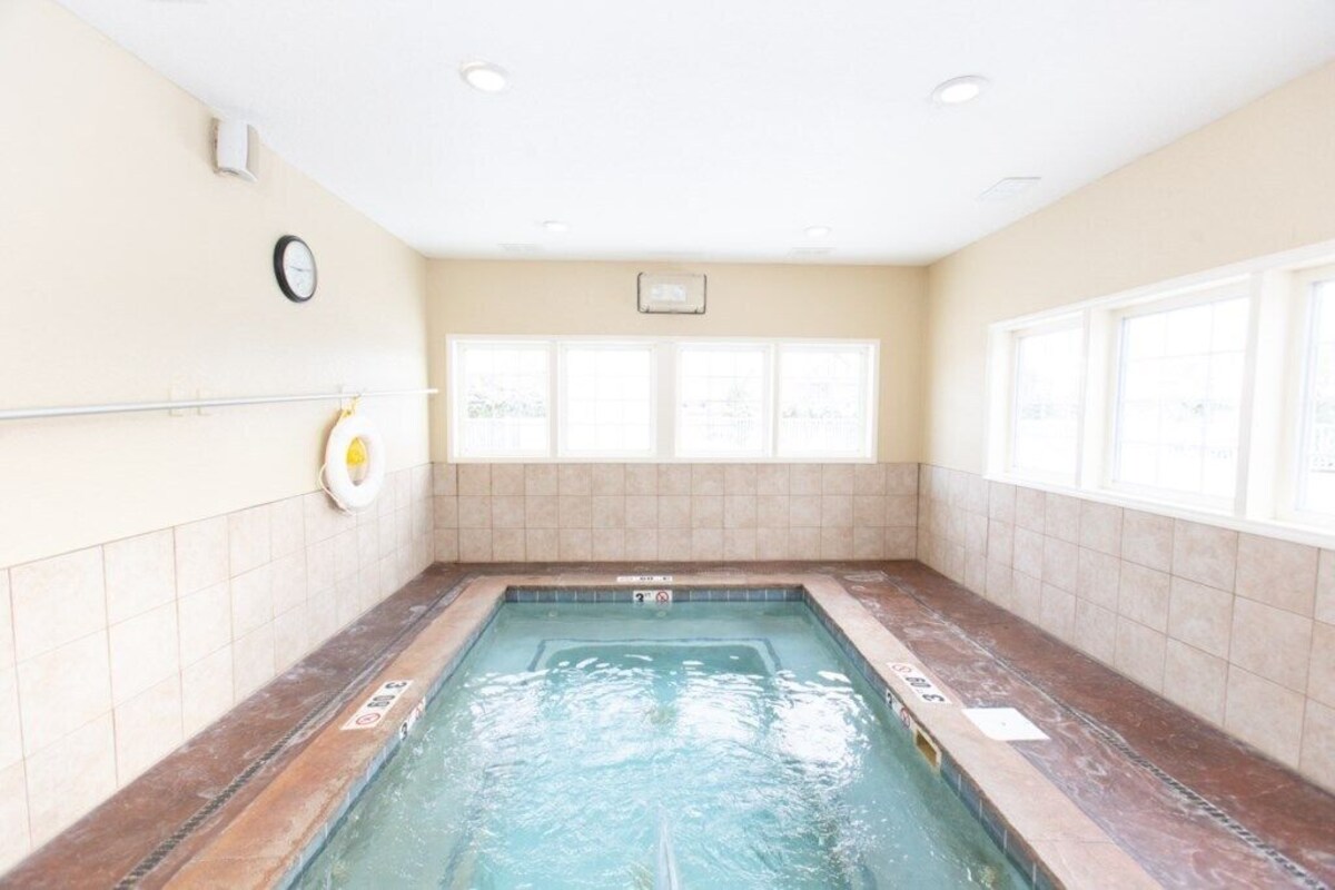 Commodious Mountain Run at Boyne, 1 Bedroom Suite