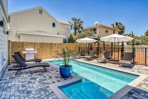 Beautiful private pool - can be heated for an additional fee