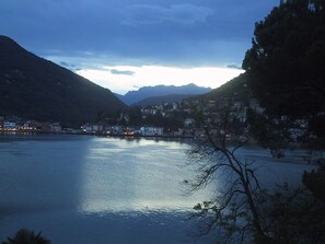 Abendstimmung auf der Terrasse