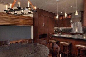 2 Bedroom Den Residence - Solaris Residences Vail