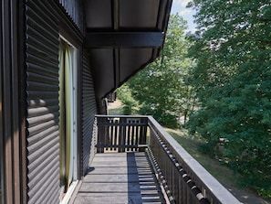 Tree, Wood, Building, Stairs, Shade, Tints And Shades, Handrail, Window, Siding, Composite Material