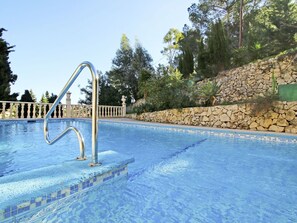 Ciel, L'Eau, Ressources En Eau, Plante, Arbre, Surface De La Route, Asphalte, Piscine, Paysage Naturel, Herbe