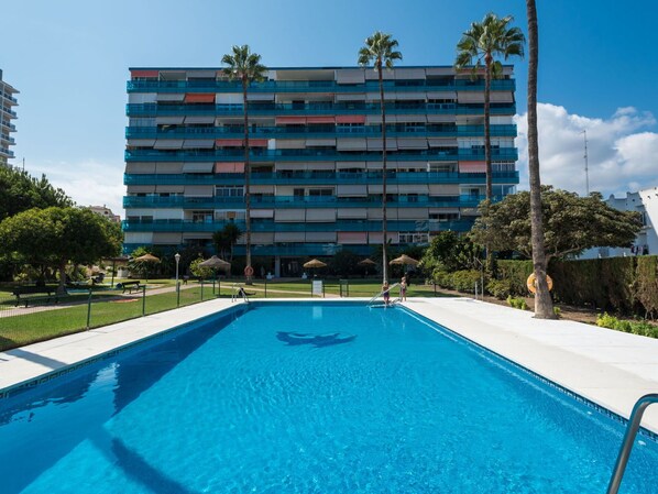 Schwimmbad, Eigentum, Gebäude, Eigentumswohnung, Grundeigentum, Resort, Die Architektur, Wohnung, Haus, Freizeit