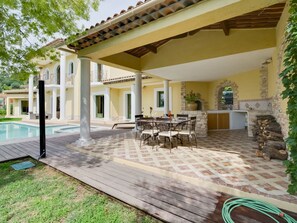 Propriété, Bâtiment, Maison, Domicile, Immobilier, Biens, Patio, Zone Résidentielle, Porche, Cour