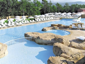 Water, Water Resources, Azure, Plant, Tree, Natural Landscape, Swimming Pool, Coastal And Oceanic Landforms, Leisure, Landscape