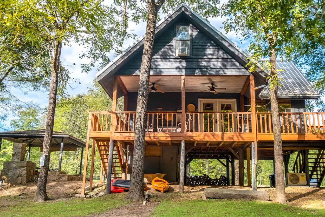 The Camphouse ~ ON Livingston Creek - Stone County | Vrbo The Camphouse ~ ON Livingston Creek - Stone County | Vrbo