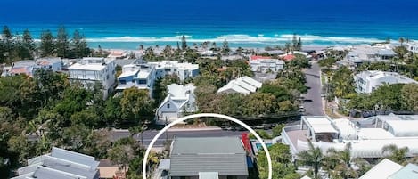 Crystal Shores location - close  to beach and Sunshine Beach Village.