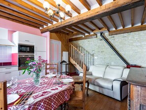 Möbel, Eigentum, Tabelle, Gebäude, Holz, Interior Design, Couch, Die Architektur, Cabinetry, Fussboden