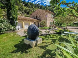 Planta, Planta De La Comunidad, Cielo, Edificio, Paisaje Natural, Árbol, El Terreno Del Lote, Vegetación, Casa, Hierba