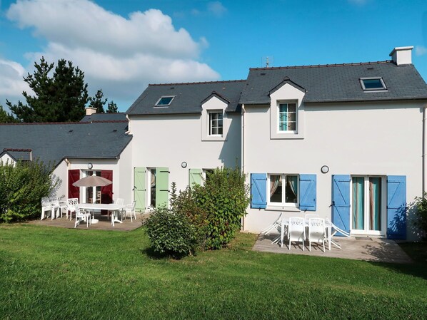 Ciel, Plante, Nuage, Bâtiment, Propriété, Fenêtre, Maison, Porte, Arbre, Lot Terre