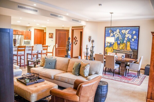 Spacious socia area