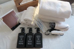 Bathroom amenities