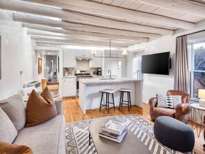 Living Room / Kitchen