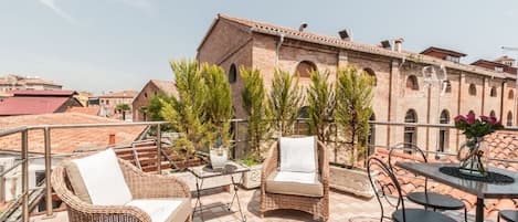 MURANO Suites - COBALTO
Exclusive Boutique apartment in Venice - Italy.