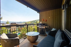 Grill a great meal while enjoying the beautiful Snowmass views.