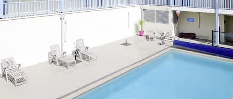 Water, Property, Window, Swimming Pool, Building, Chair, Floor, Flooring, Leisure, Condominium