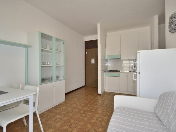 Meubles, Cabinetry, Bâtiment, Bois, Confort, Porte, Maison, Sol, Sol