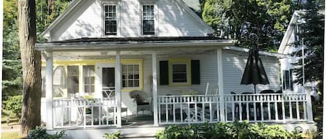 Back of house showing porch.