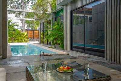 CASA T - Award-Winning 3 Suite Villa with Pool (Covid Testing Available)