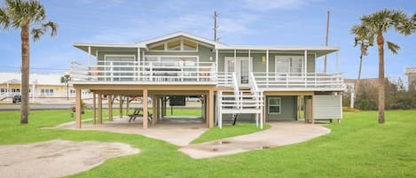 Galveston Vacation Rental | 5BR | 2.5BA | 1,850 Sq Ft | Stairs Required