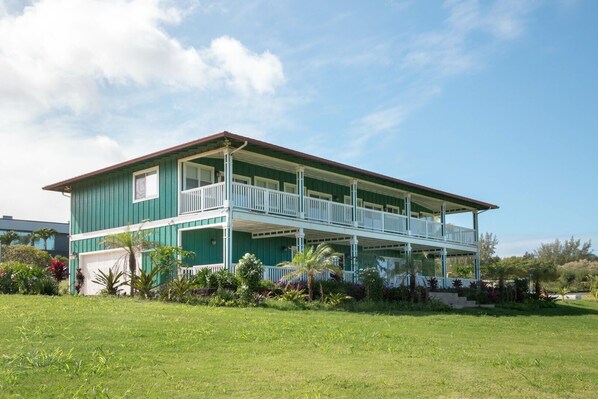 Front view of our 3500 SF Hawaiian Plantation Home