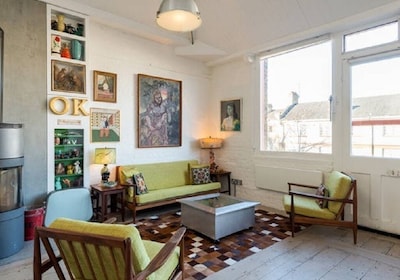 Framery Loft - Eclectic and colourful apartment in the heart of London