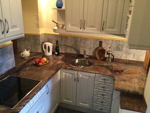 A well stocked kitchen at Olmares