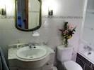 A standard Bathroom at Olmares
