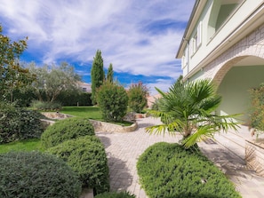 Propriété, Végétation, Immobilier, Arbre, Herbe, Jour, Paysage Naturel, Jardin, Maison, Zone Résidentielle