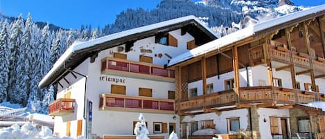 Snow, Winter, Property, Mountain Village, Mountain, Home, House, Hill Station, Ski Resort, Mountain Range