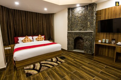 LivingStone Mountain retreat Chail Premium Plus Room