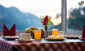 Breakfast meal