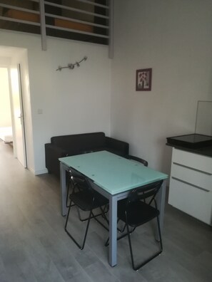 Spielezimmer