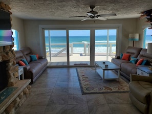 Main fl living rm w spectacular ocean view!