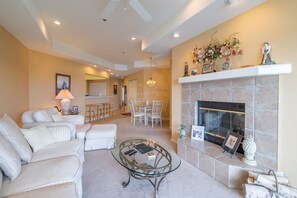 Lakeview living room