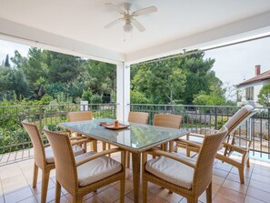 Eigentum, Grundeigentum, Zimmer, Möbel, Gebäude, Haus, Tabelle, Veranda, Zuhause, Interior Design