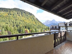 Berg, Transport, Himmel, Die Architektur, Baum, Bergstation, Gebirge, Gebäude, Balkon, Tourismus