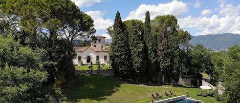 Jardines del alojamiento