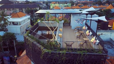 BCapsule Hostel 6 Adult walk Legian Beach 