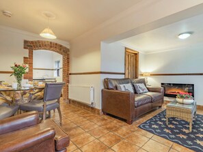 Living area | The Stable - Domvilles Farm, Audley
